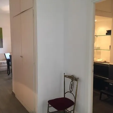 Megi San Peter Apartamento