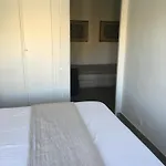 梅吉圣彼得公寓 *