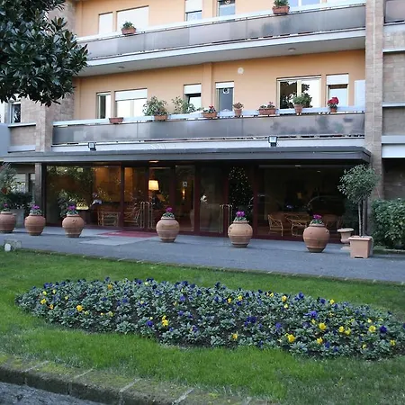 Apartment Megi San Peter *