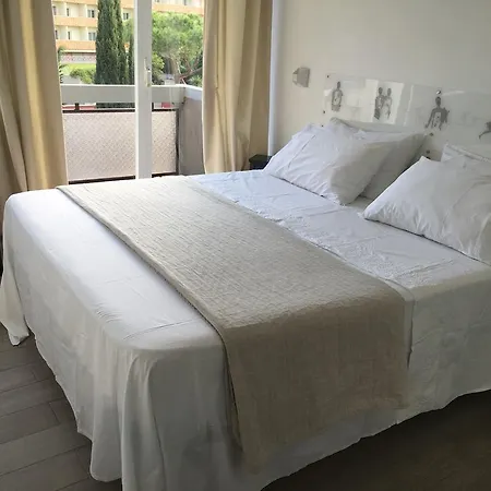 Megi San Peter Apartment *